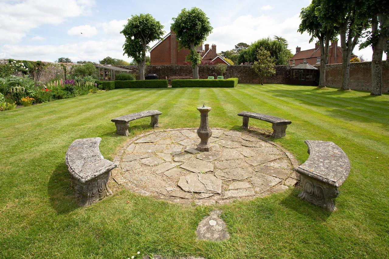 Boreham House Herstmonceux Exterior photo